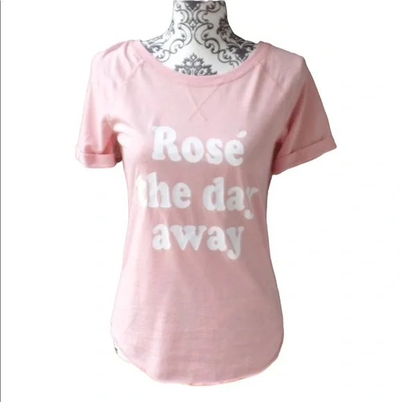 NWT Grayson Threads Pink XS T-Shirt Rose' the day away Graphic Tee Top NEW - Picture 2 of 7